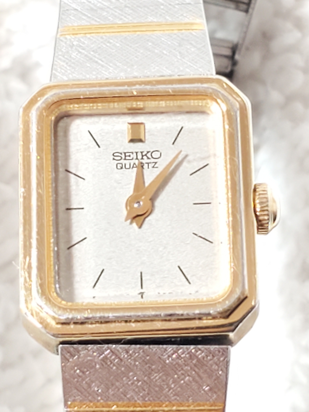 Vintage Seiko Ladies Tank Dress Watch Five Jewels Gold Plated Stainless Steel